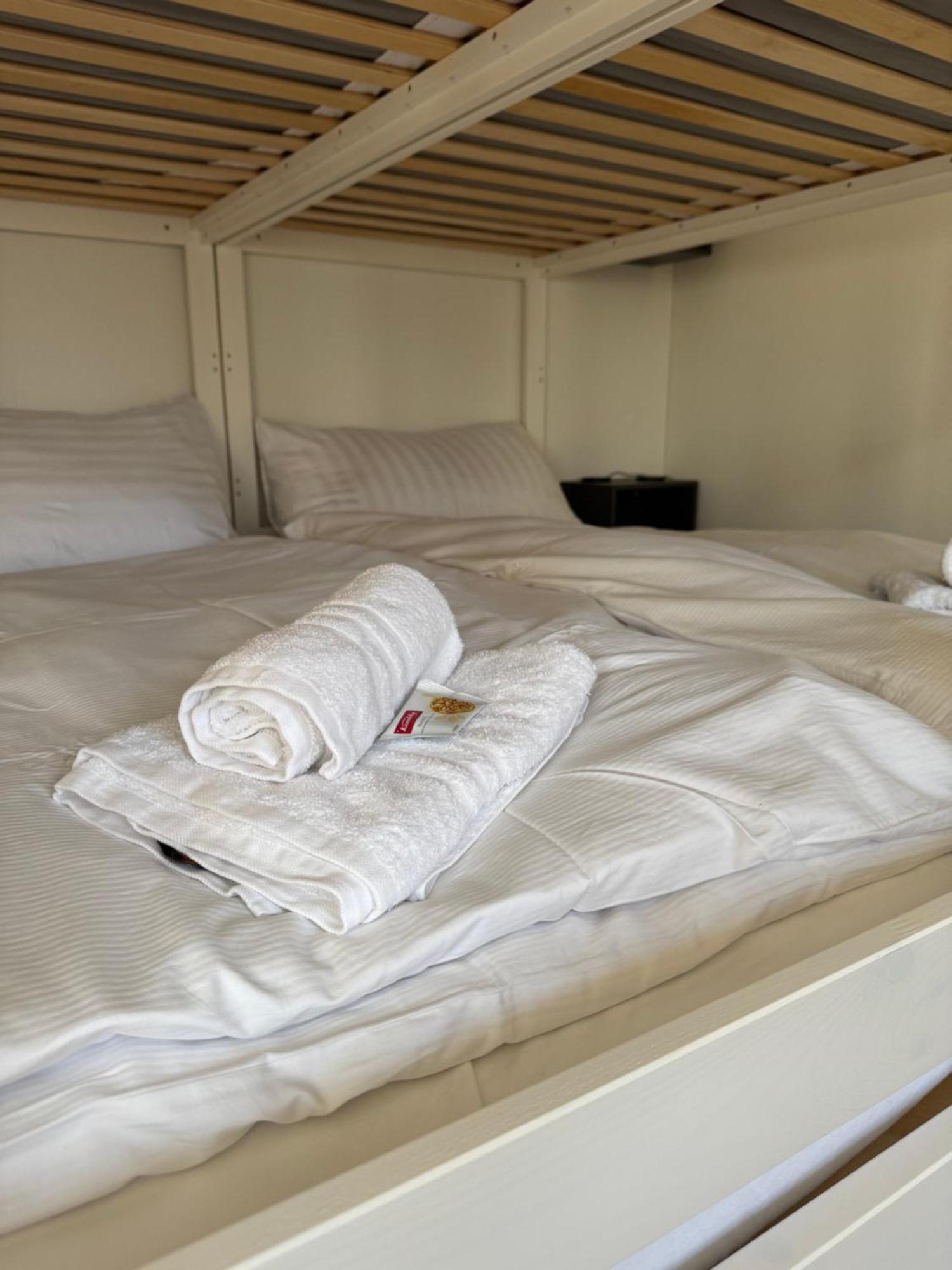 Red Nest Appartement *